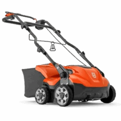 Husqvarna Verticuteermachine S138C